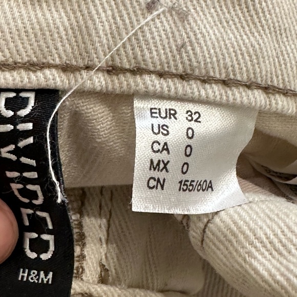 H&M 90s baggy high waist jeans - Picture 4 of 4